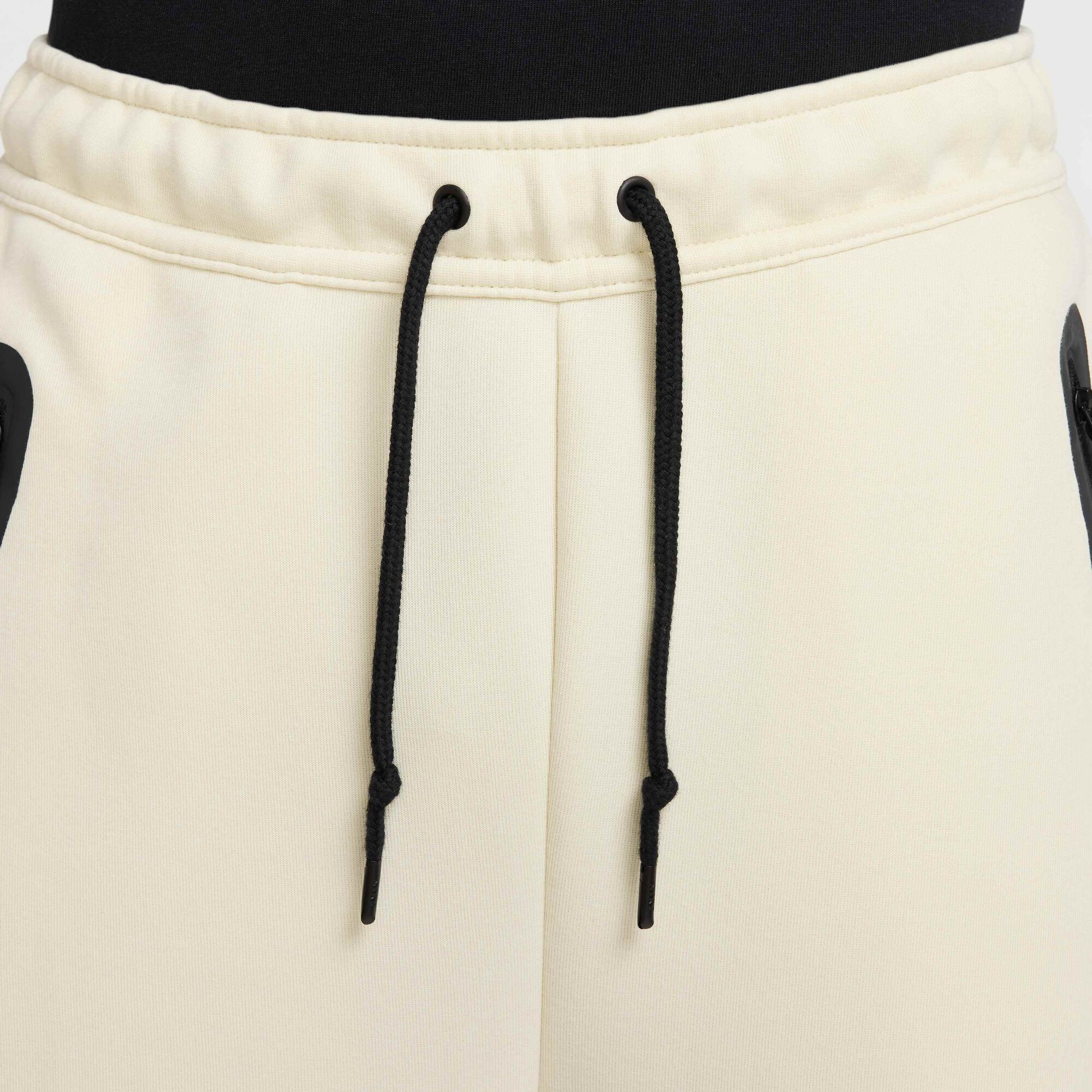 Nike Tech Fleece Open-Hem Trousers Light Khaki/Black