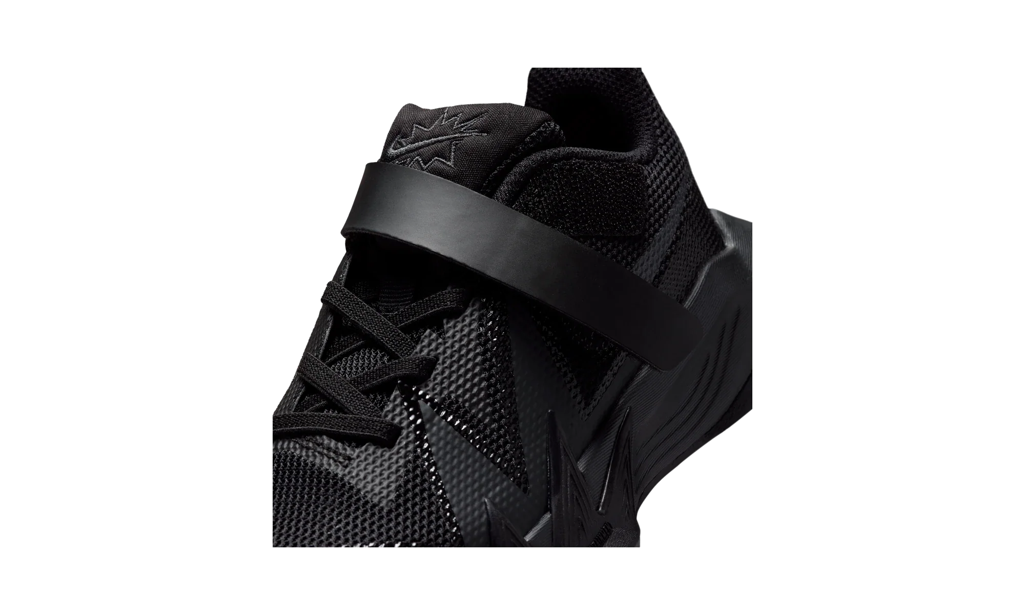 Nike S.T. Dynamite Basketball Shoe Black/Dark Smoke Grey/Black