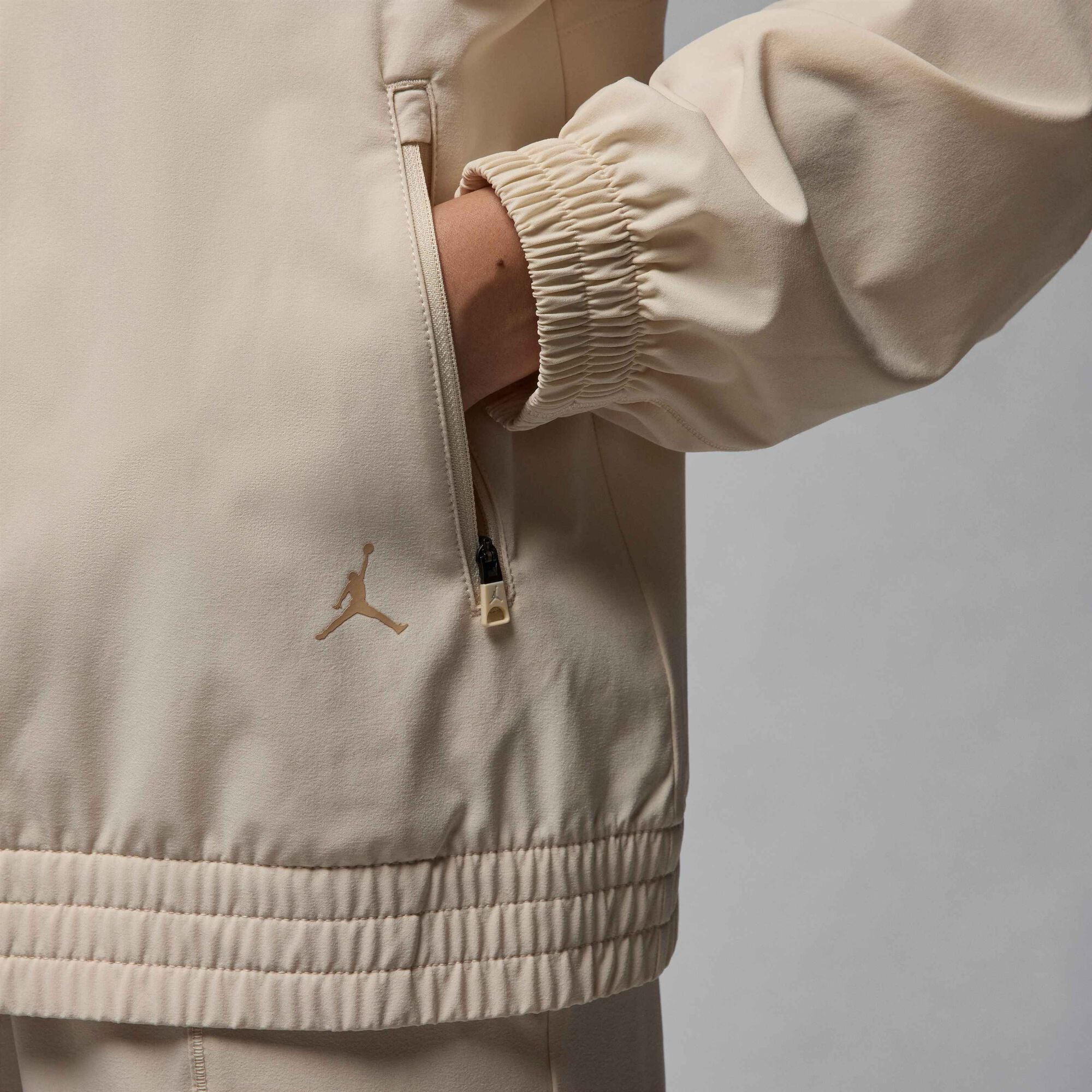 Air Jordan Sport Dri-FIT Woven Jacket Legend Light Brown/Legend Medium Brown