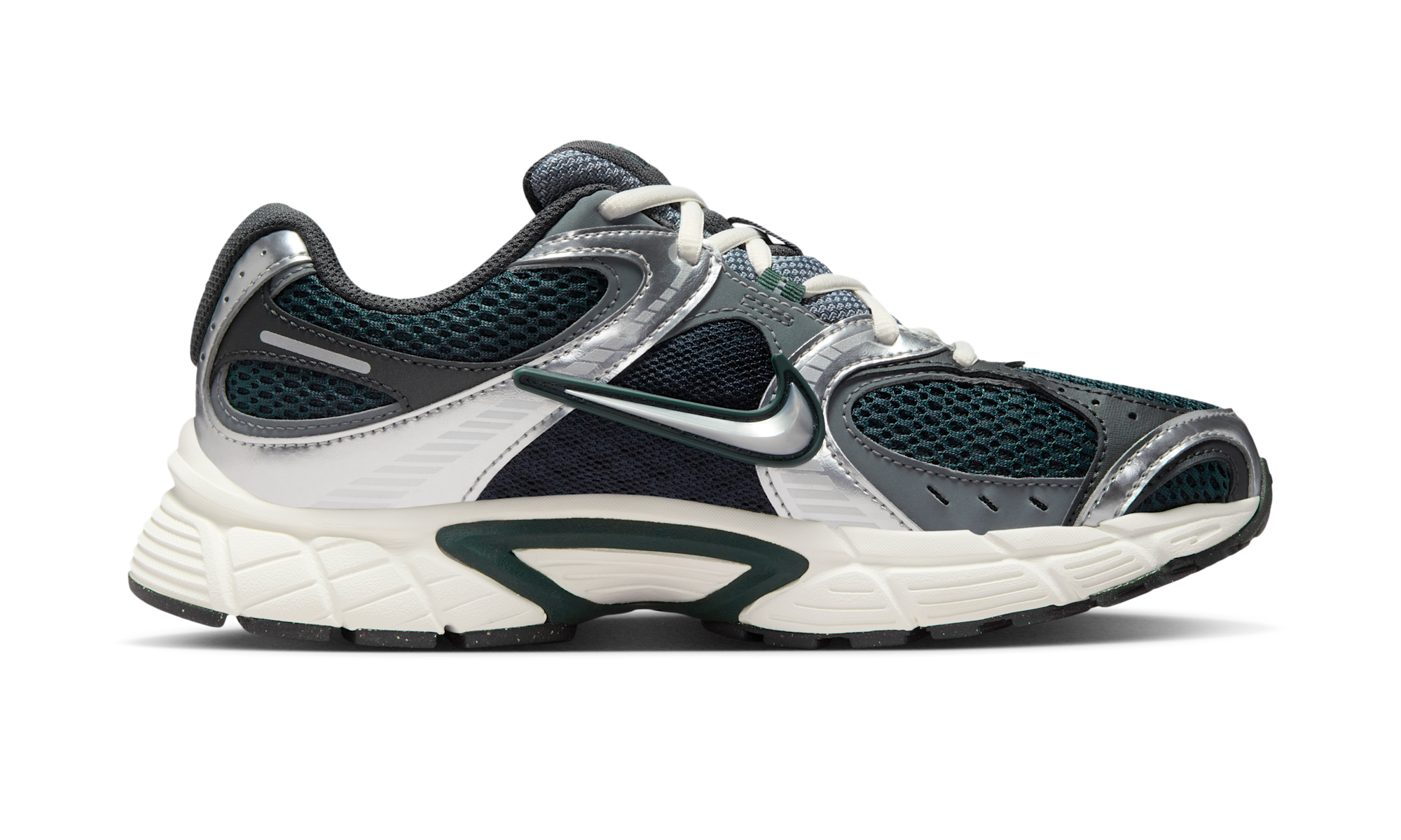 Nike V5 RNR shoes with reflective accents Seaweed/Anthracite/Smoke Grey/Metallic Silver