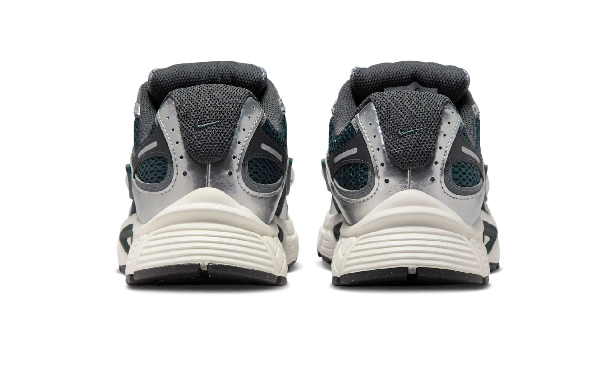 Nike V5 RNR shoes with reflective accents Seaweed/Anthracite/Smoke Grey/Metallic Silver