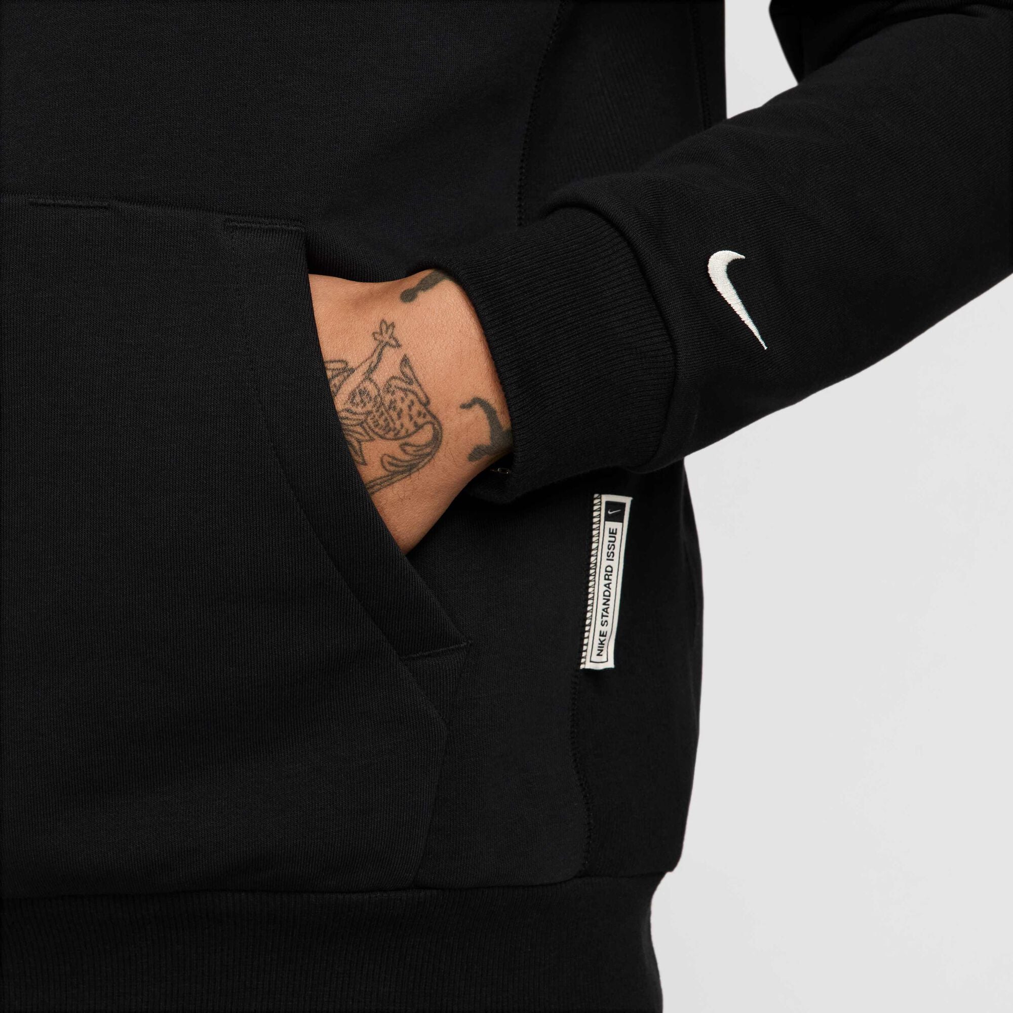 Nike Standard Issue Dri-FIT Pullover Basketball Hoodie Black/Pale Ivory