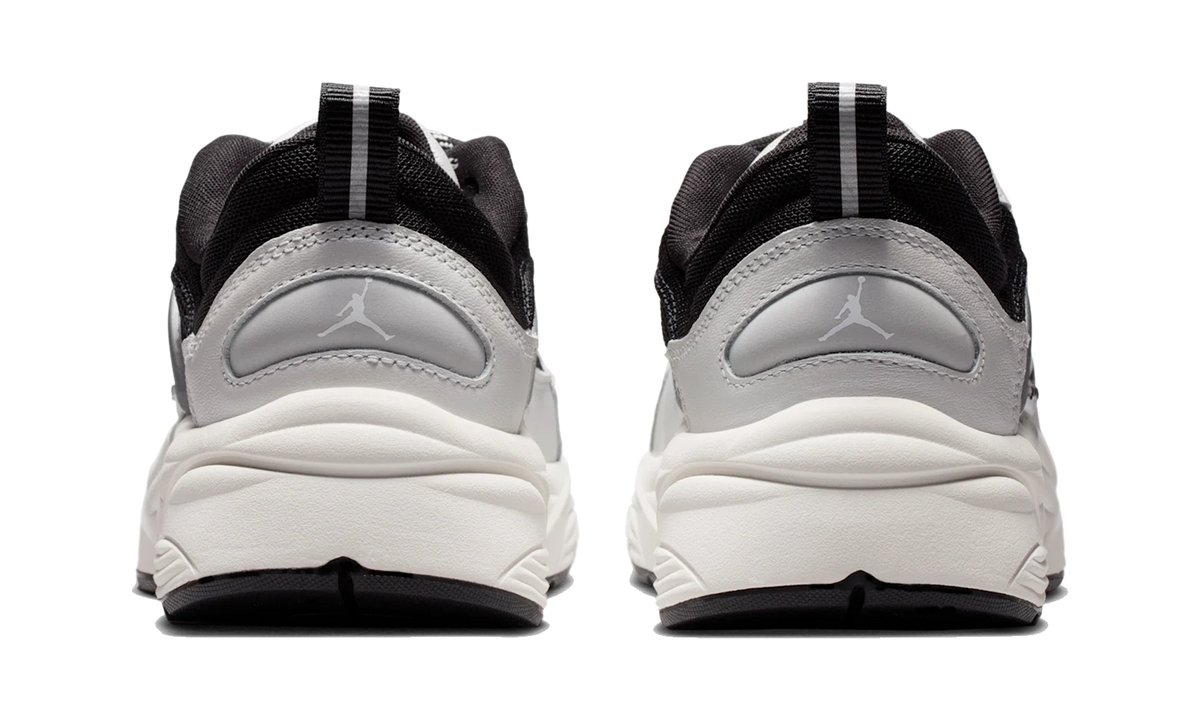 Air Jordan Trunner O/S Photon Dust Black Sail