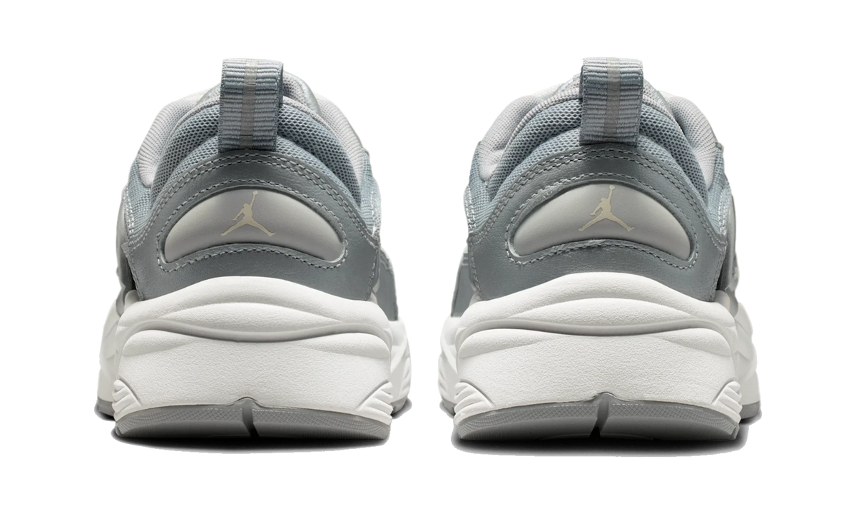 Air Jordan Trunner O/S Swan Wolf Grey Silver