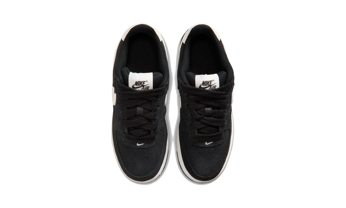 Nike Air Force 1 LV8 Black/Sail