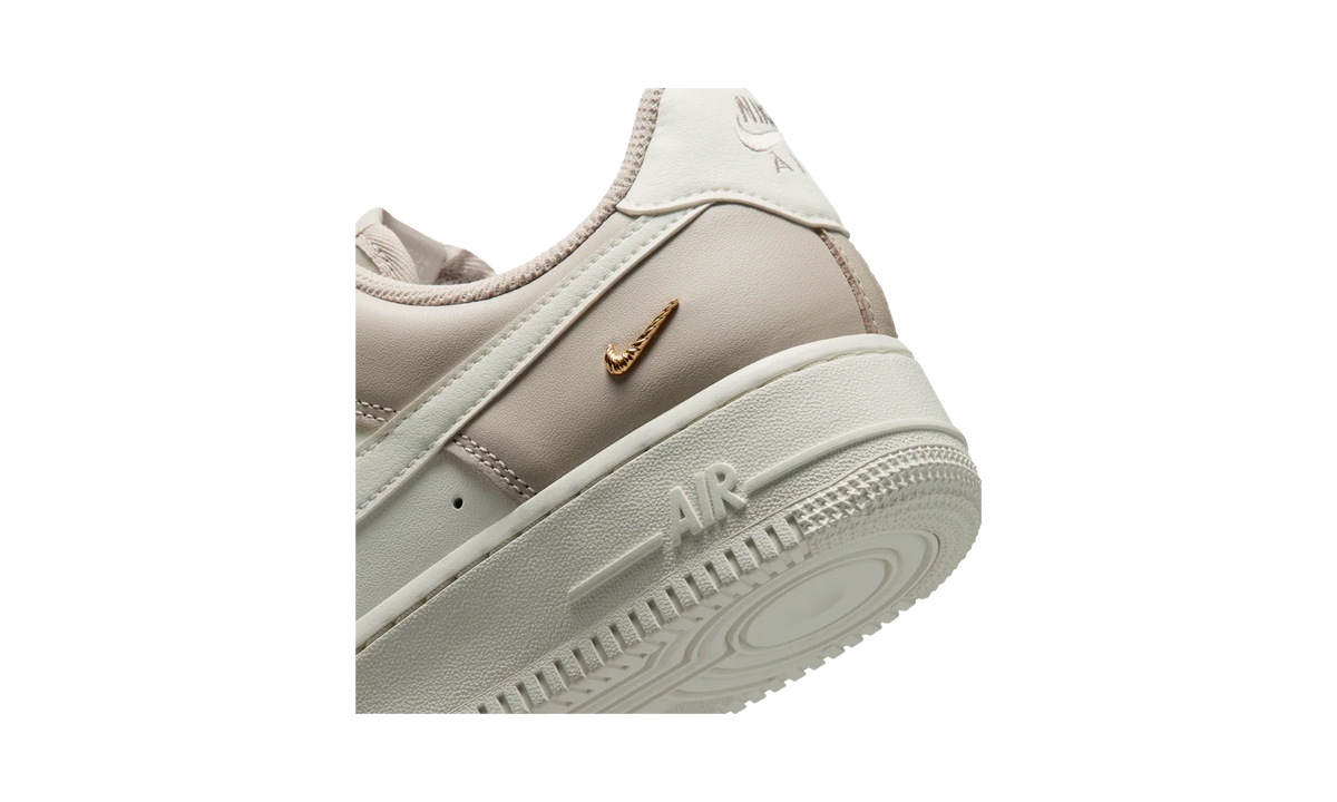 Nike Air Force 1 '07 Cream II/Metallic Gold/Sail
