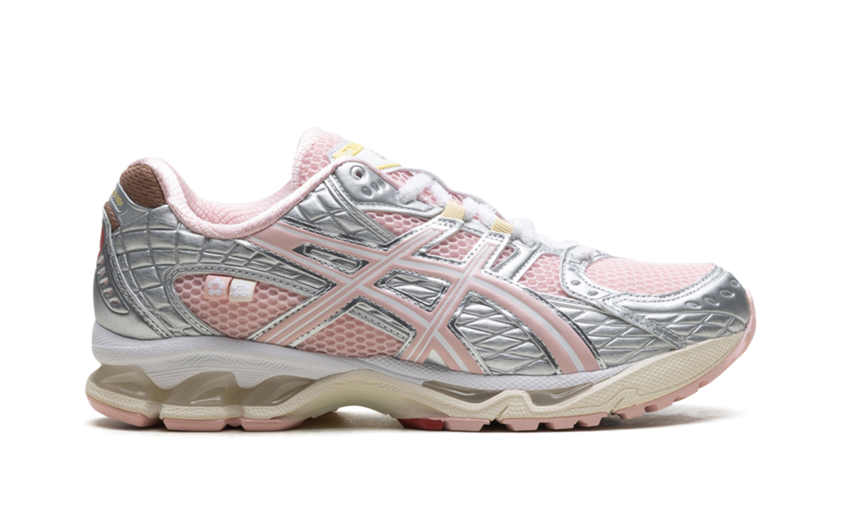 ASICS Gel-Nimbus 10.1 Vandy The Pink x atmos Banana Split Strawberry