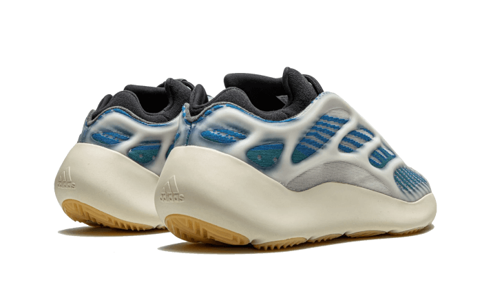 Adidas Yeezy 700 V3 Kyanite - Sneak