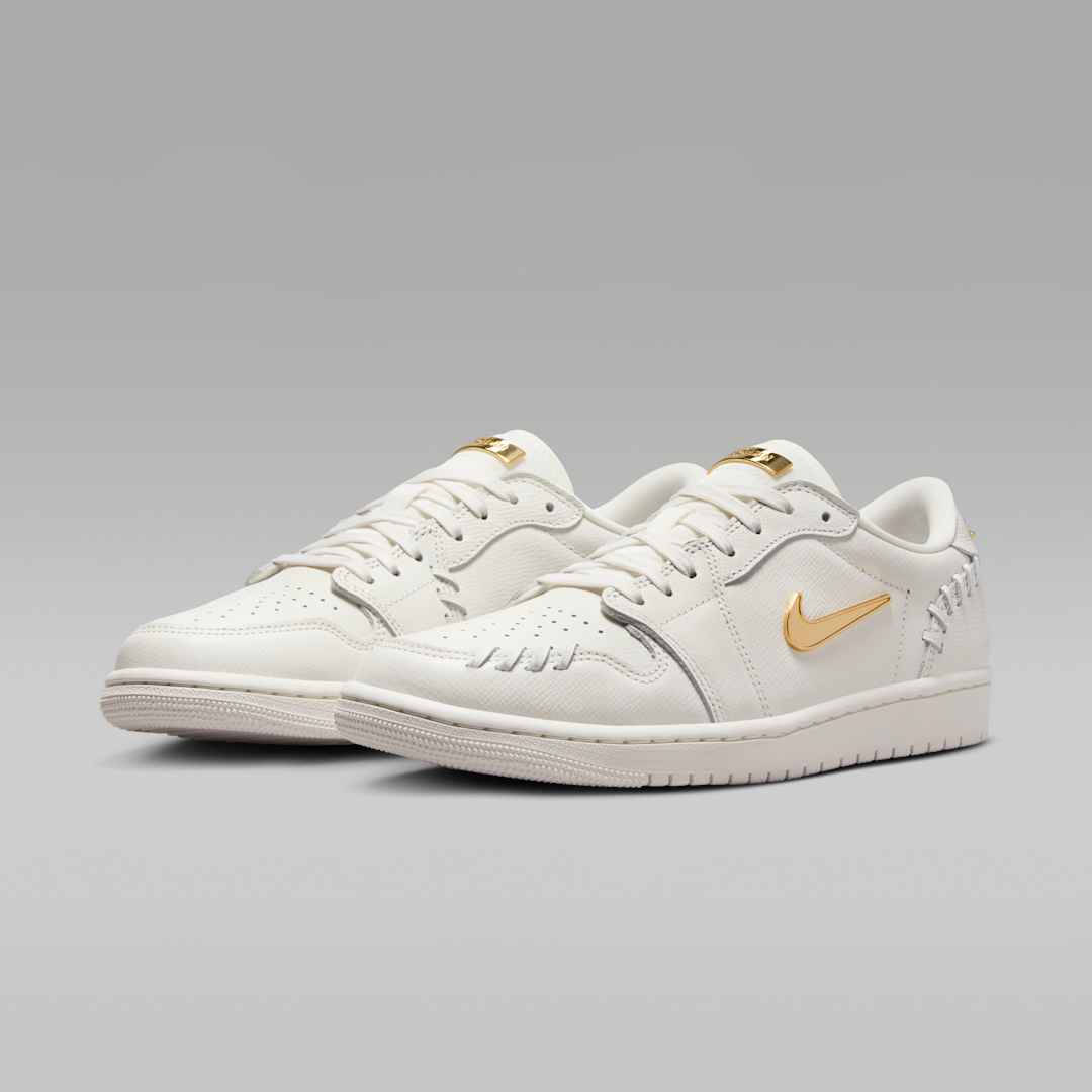 Air Jordan 1 Low Method of Make Sail Metallic Gold, Sail/Metallic Gold (FN5032-100)