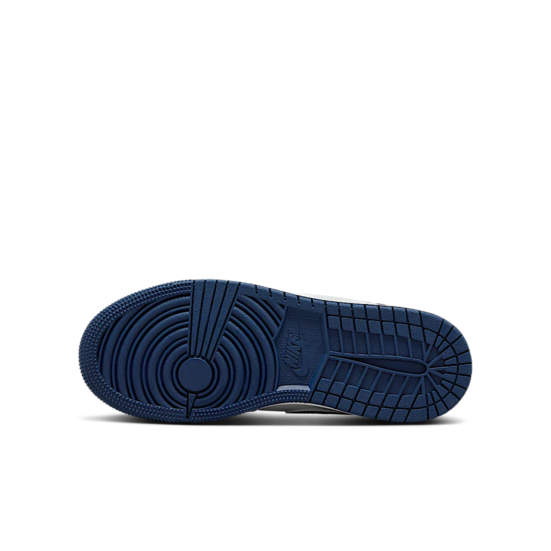 Air Jordan 1 Low Midnight Navy Wolf Grey, White/Midnight Navy/Wolf Grey (553560-141)