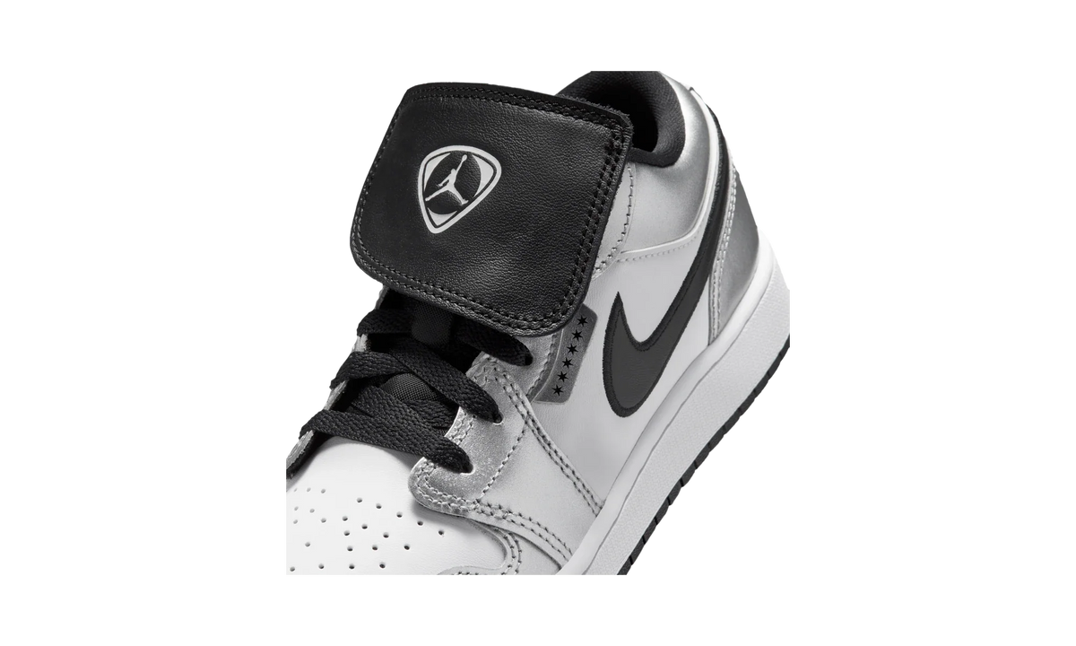 Air Jordan 1 Low SE Metallic Silver Tiempo