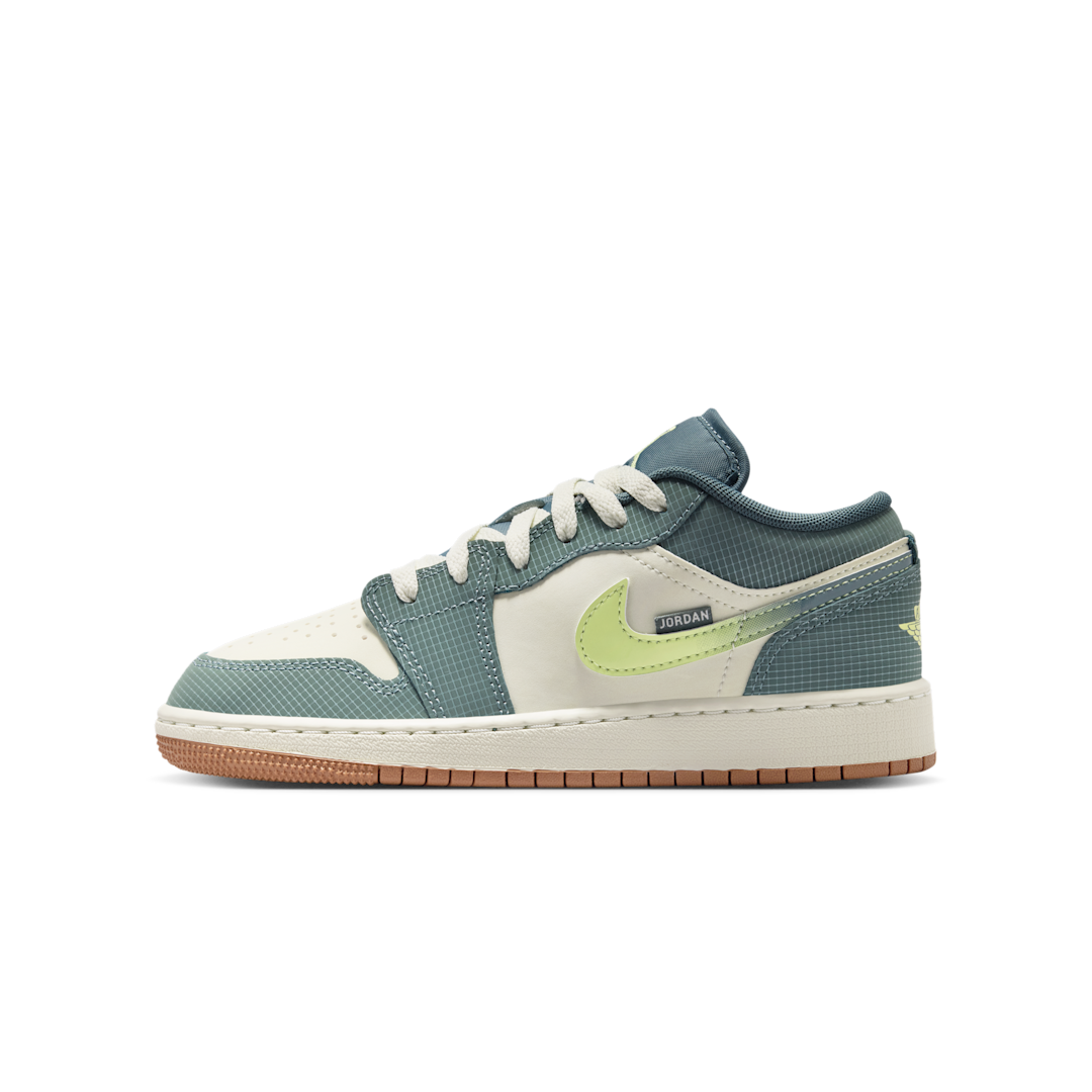 Air Jordan 1 Low SE We Outside