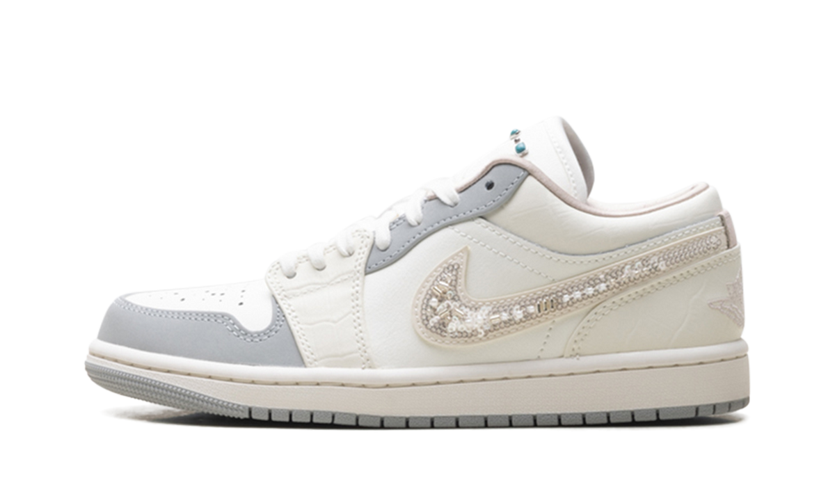 Air Jordan 1 Low Sail Soft Pearl