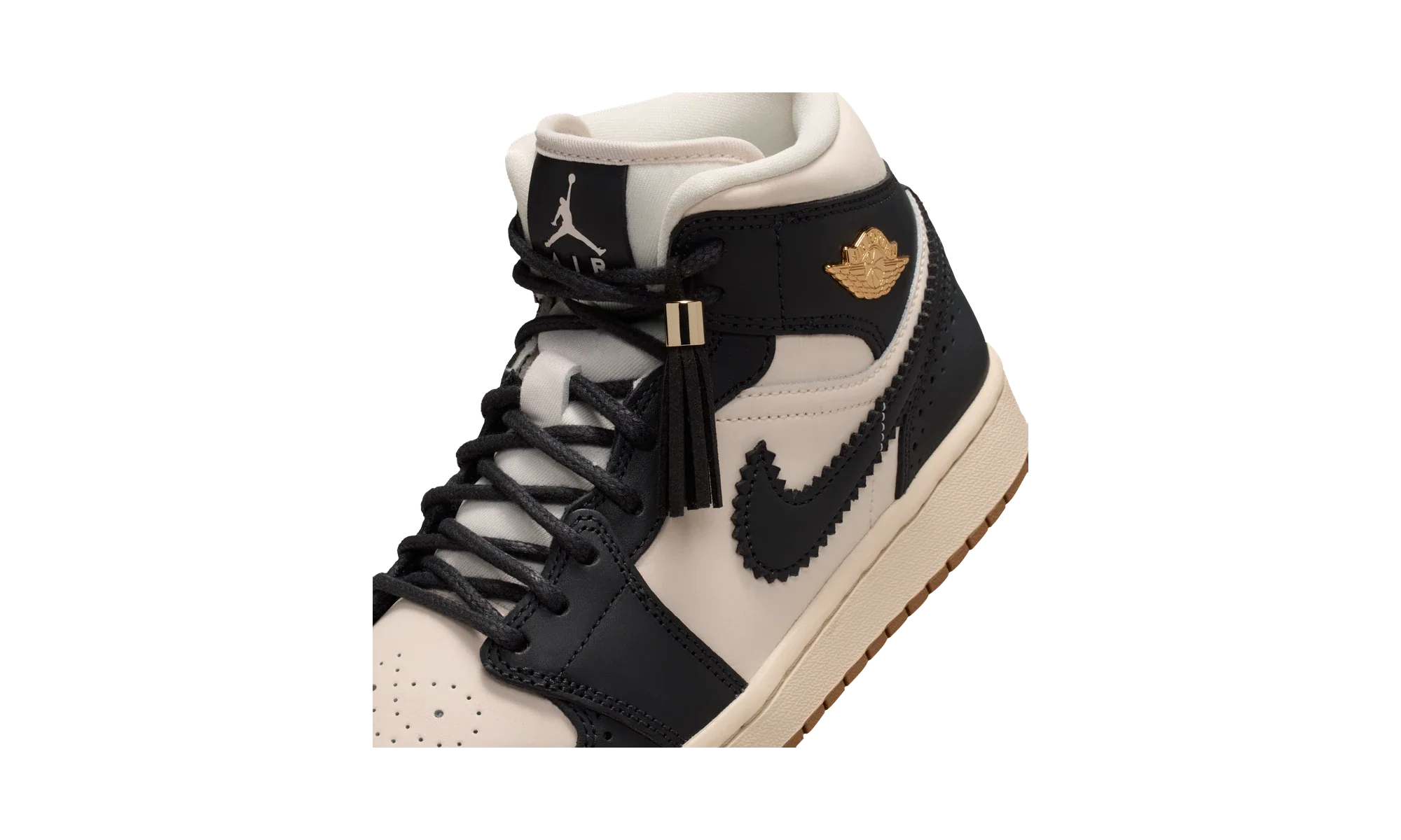 Air Jordan 1 Mid SE Off Noir Chalk