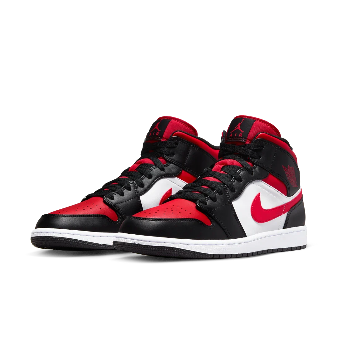 Air Jordan 1 Mid White Black Red (2022), White/Black-Red (554724-079 / 554725-079)