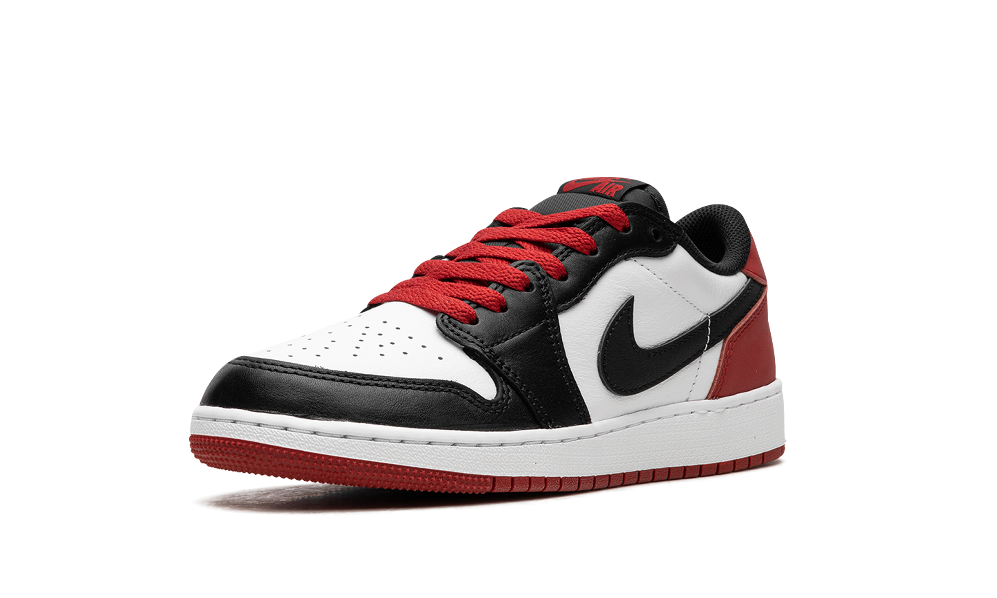 Air Jordan 1 Retro Low OG Black Toe (2023)