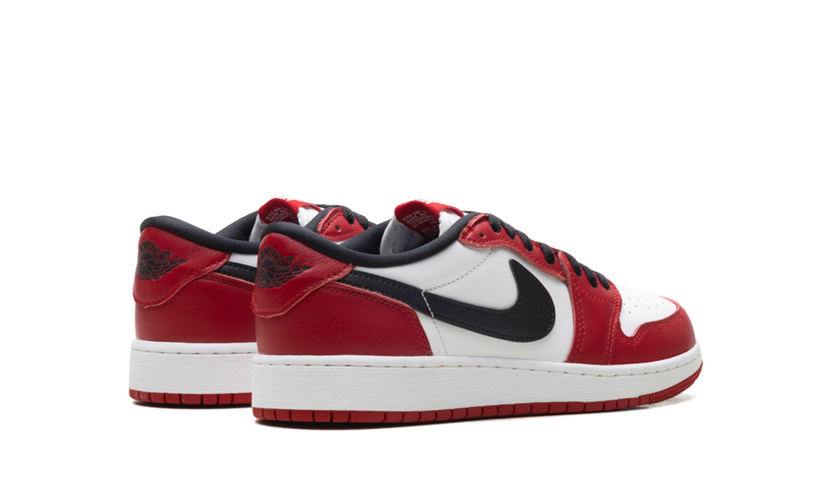Air Jordan 1 Retro Low OG Chicago (2025)