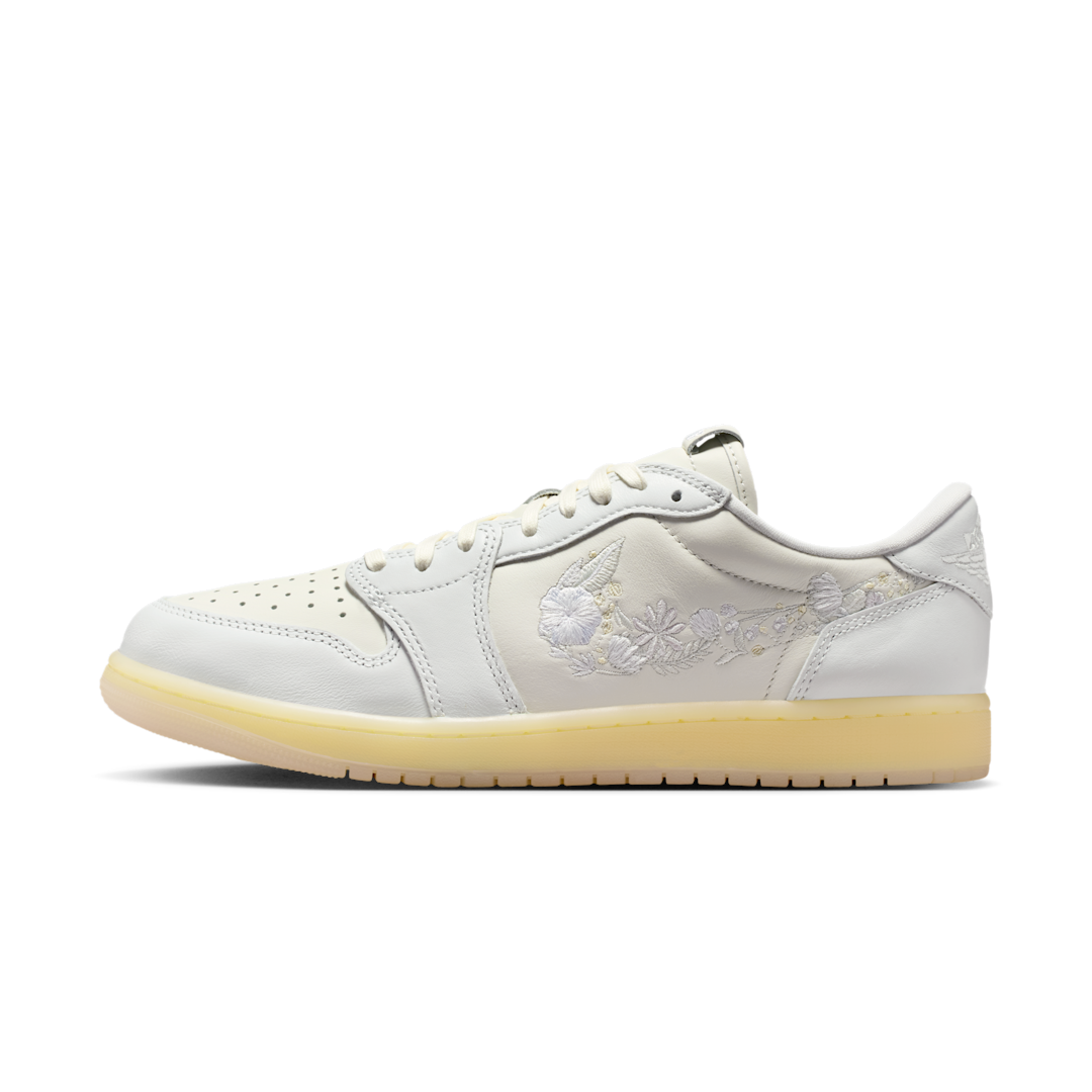 Air Jordan 1 Retro Low OG Rabbit Floral Swoosh