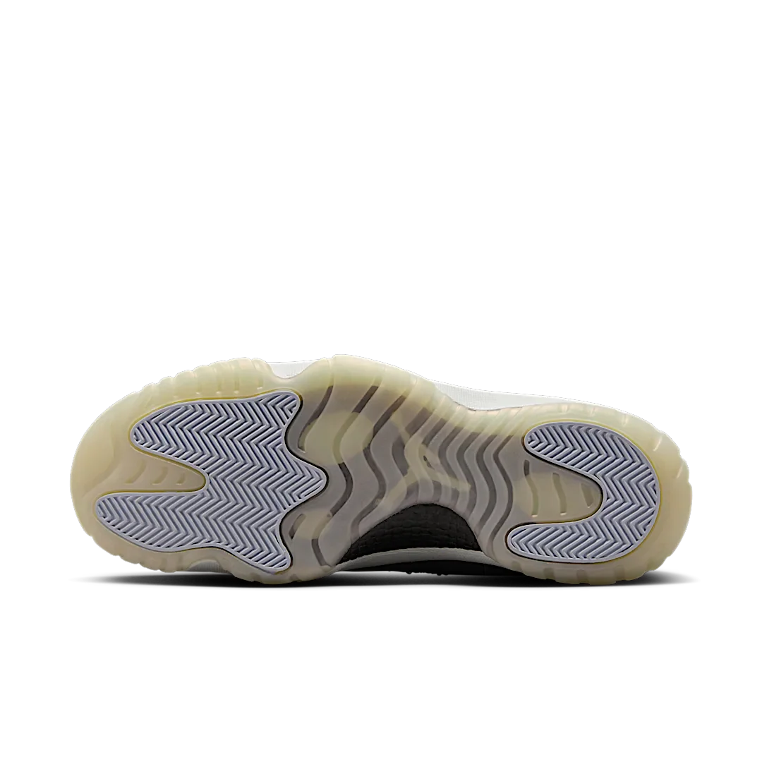 Air Jordan 11 Retro Low Year of the Snake, Black/Summit White/Football Grey (HQ7000-001)