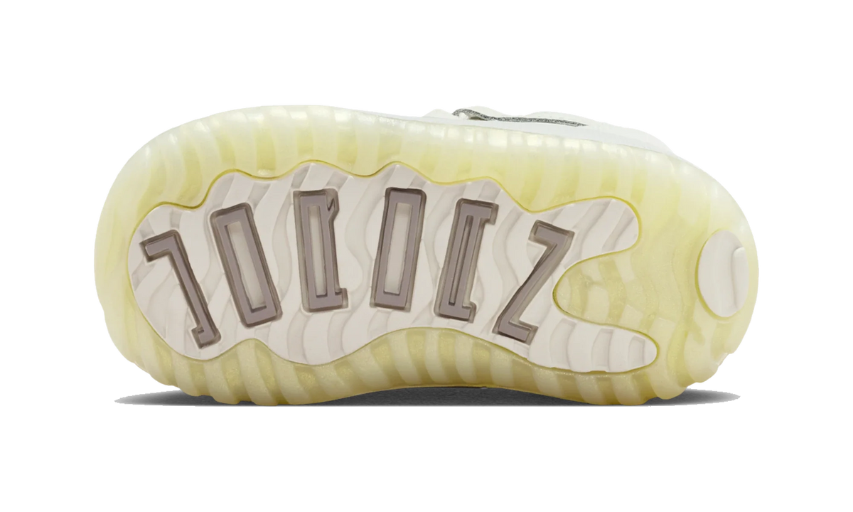 Air Jordan 11 Retro Pearl (TD)