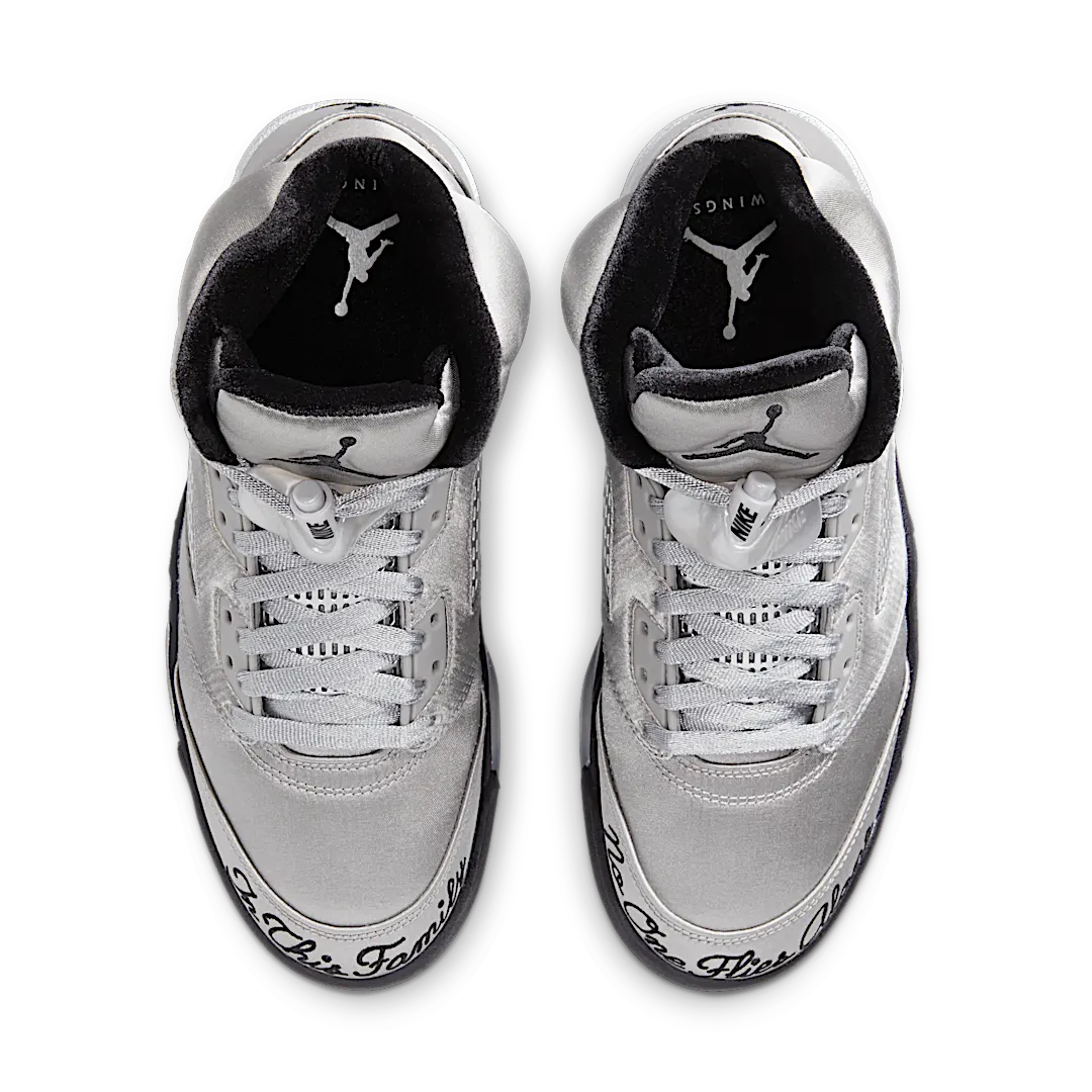 Air Jordan 5 Retro Wings (2025), Medium Grey/Black/Metallic Silver (IO2038-001)