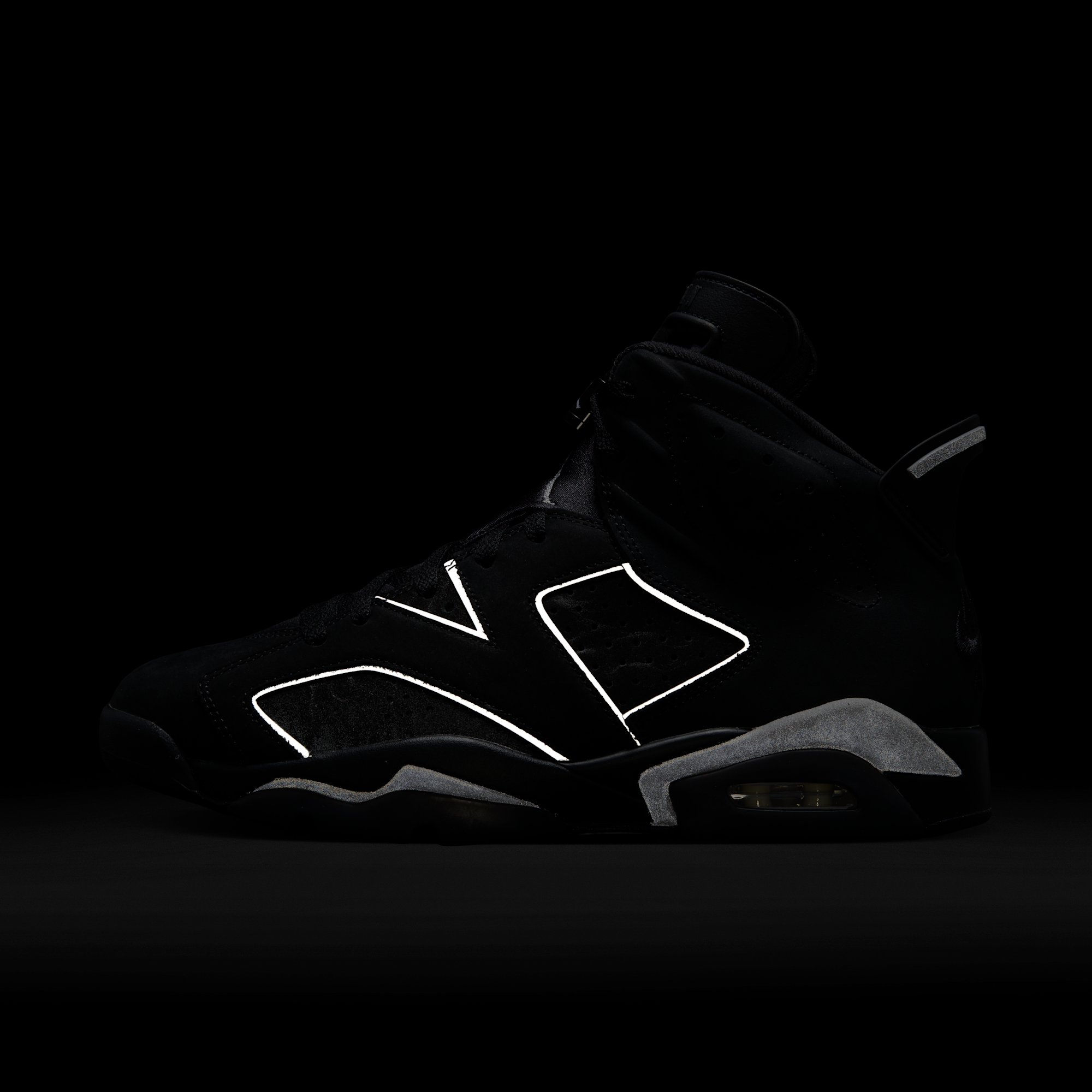 Air Jordan 6 Retro Cap and Gown