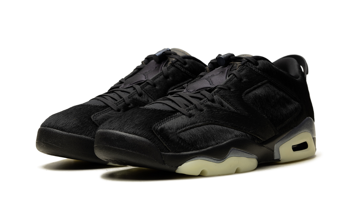 Air Jordan 6 Retro Low Blackout