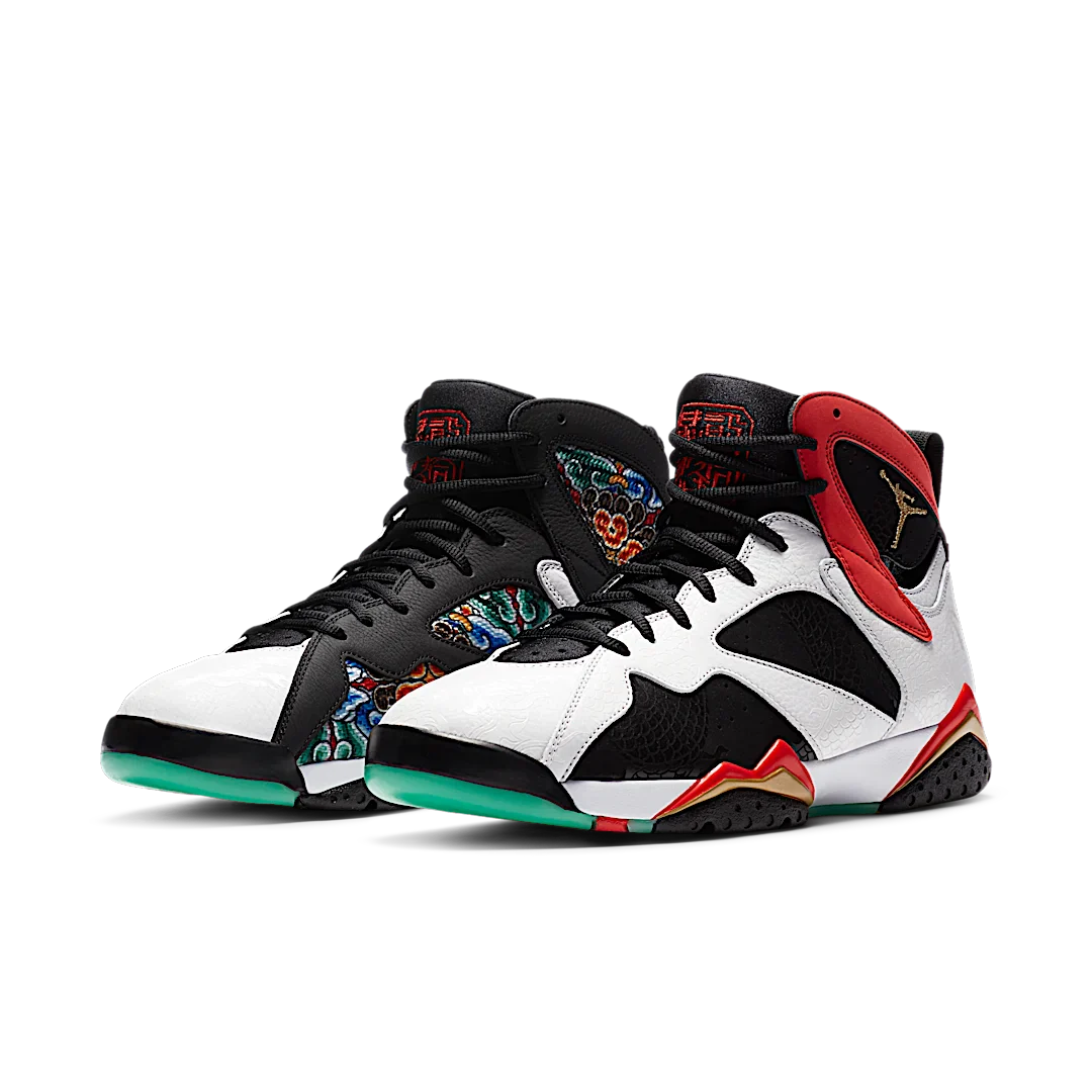 Air Jordan 7 Retro Greater China, White/Chile Red-Black-Metallic Gold (CW2805-160)