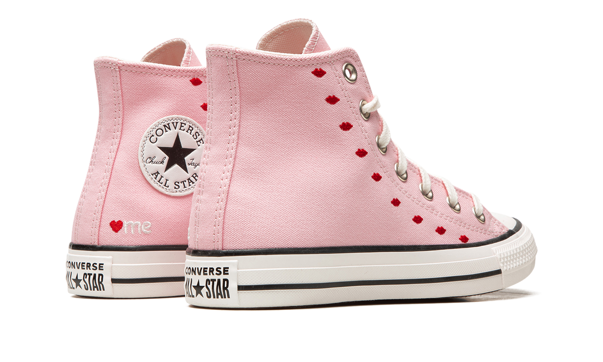 Converse Chuck Taylor All Star Hi Embroidered Hearts Pink