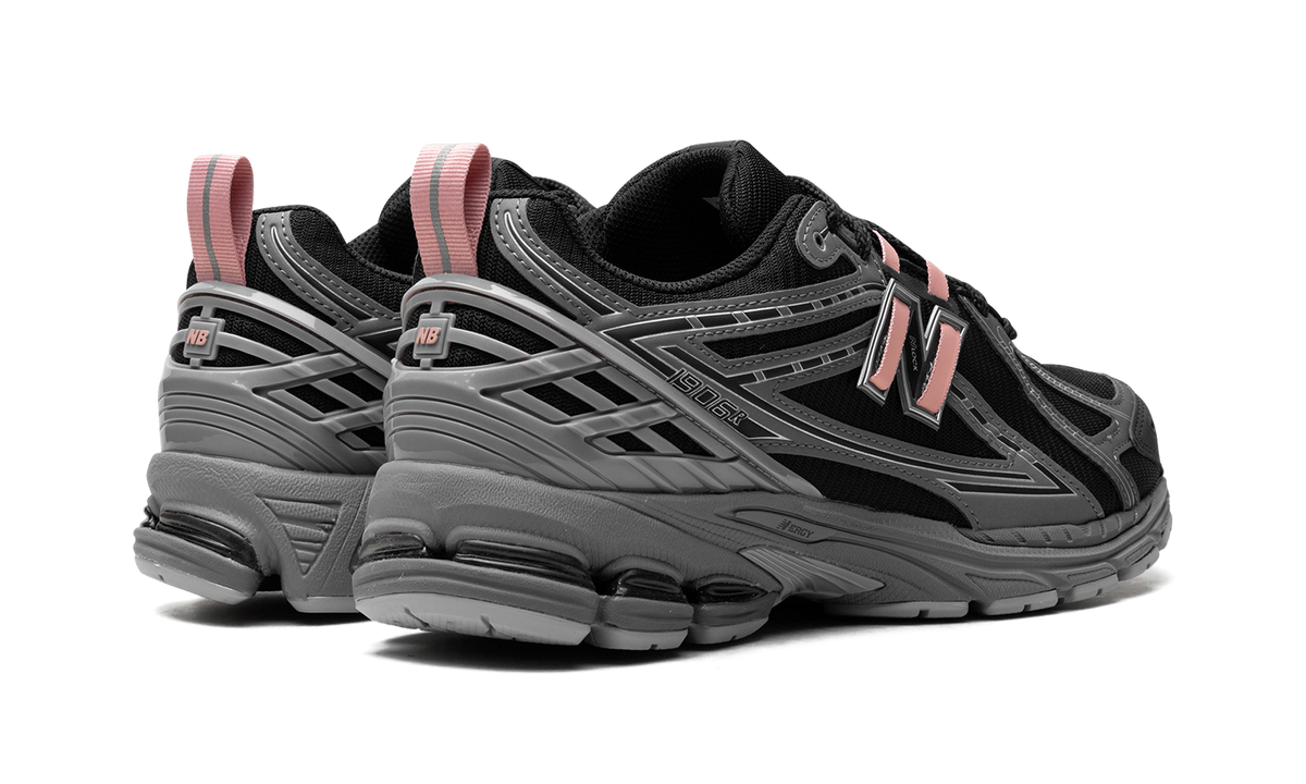 New Balance 1906R Black Pink Moon