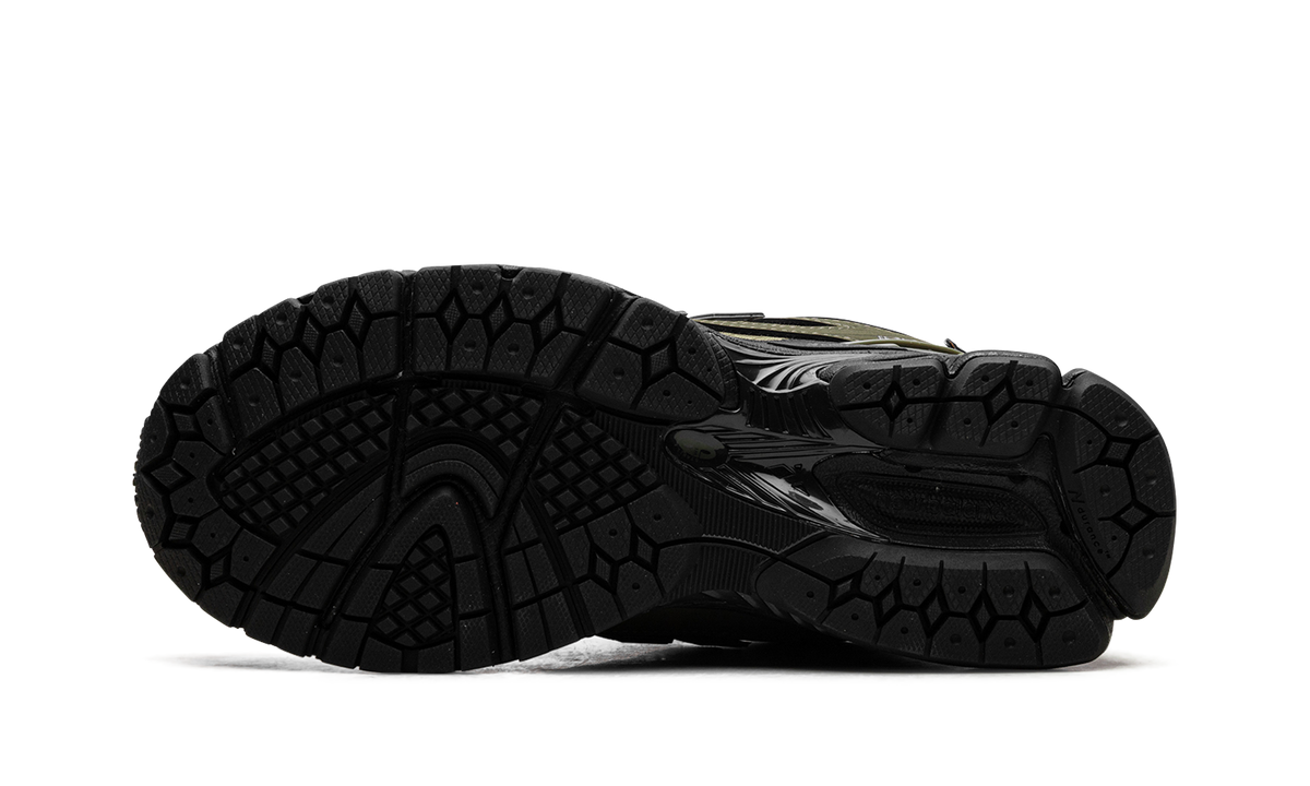 New Balance 1906R Cordura Dark Camo Green