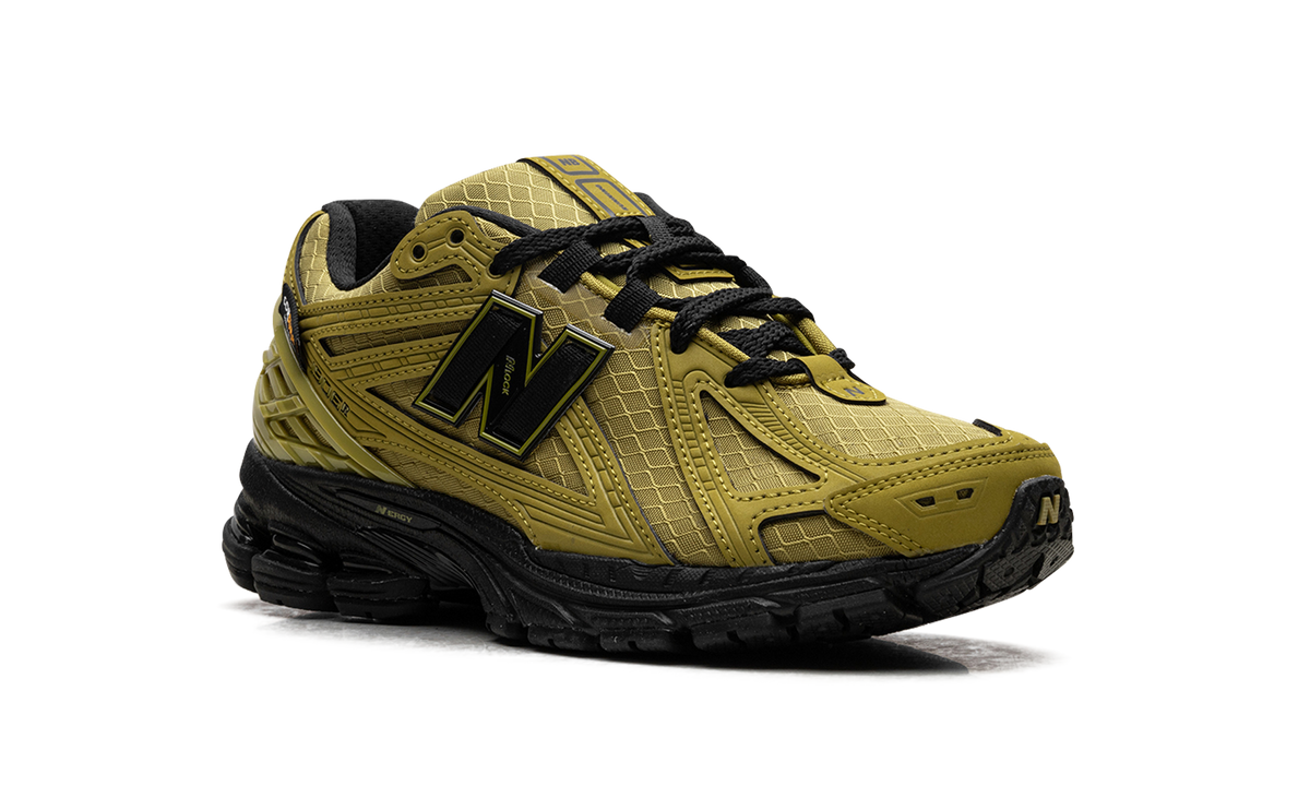 New Balance 1906R Cordura Marshland Black