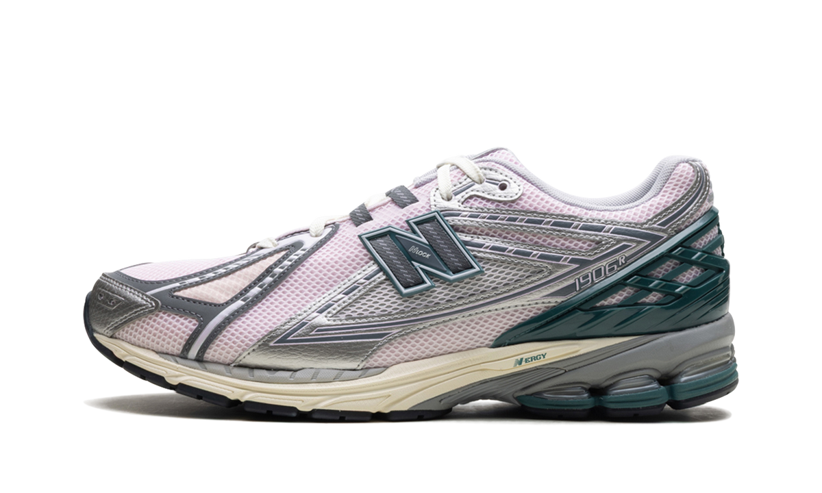 New Balance 1906R Granite Metallic Pink