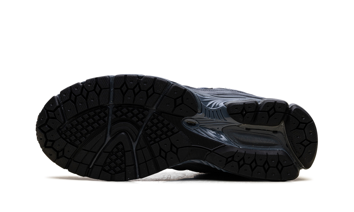 New Balance 2002R Cordura Dark Arctic Gray