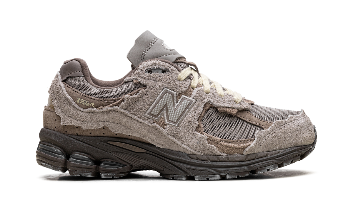 New Balance 2002R Protection Pack Brown