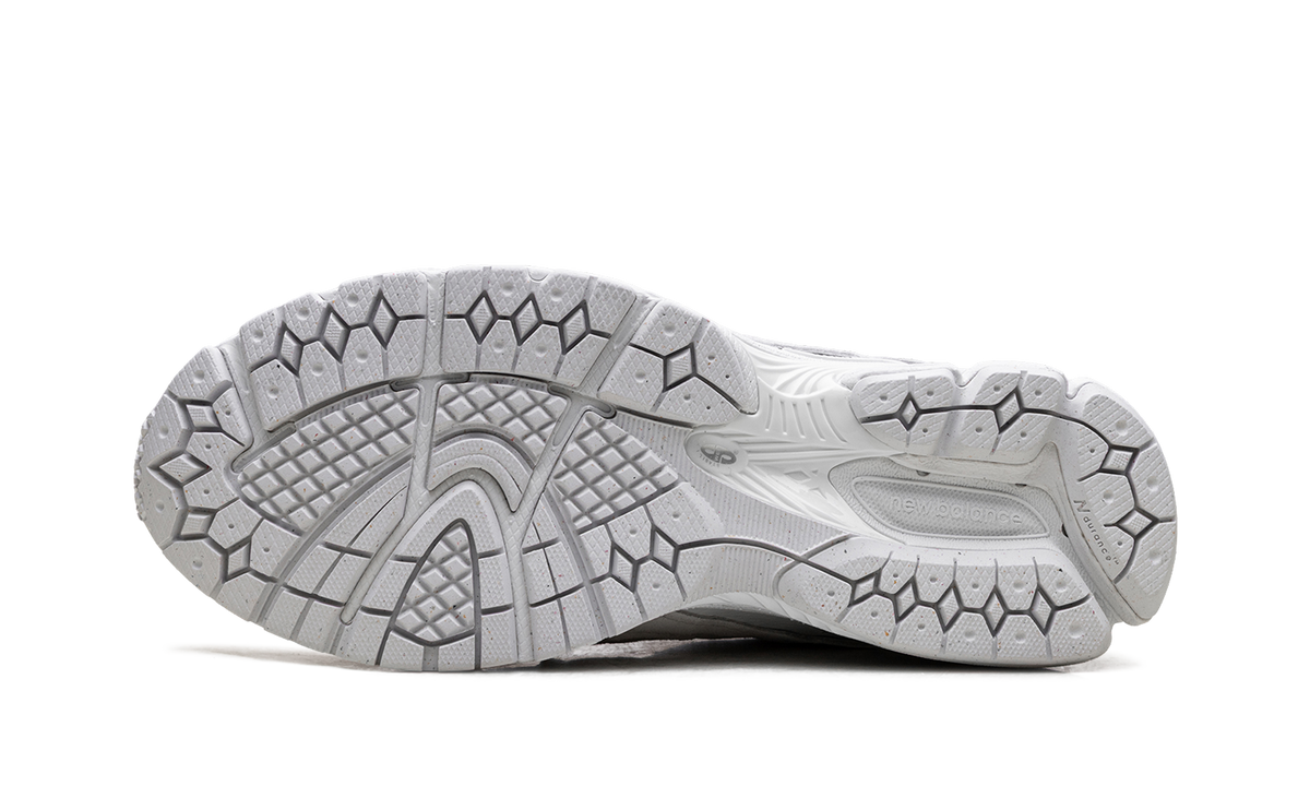 New Balance 2002R Protection Pack White