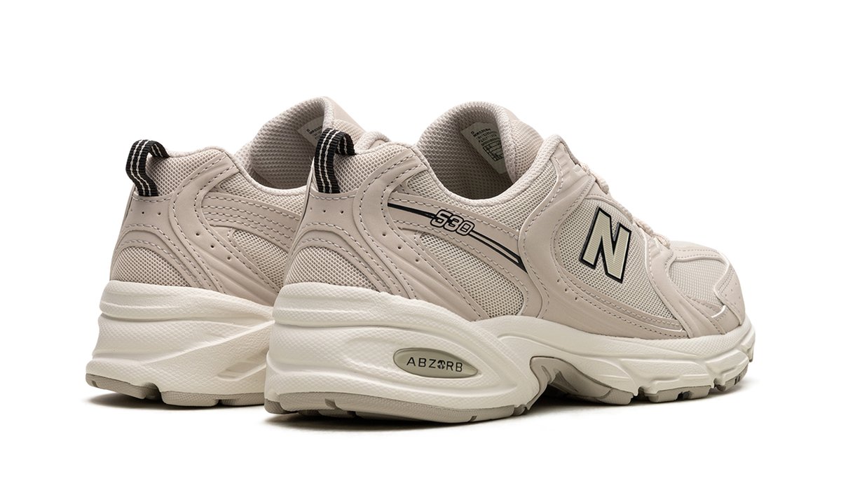 New Balance 530 Ivory