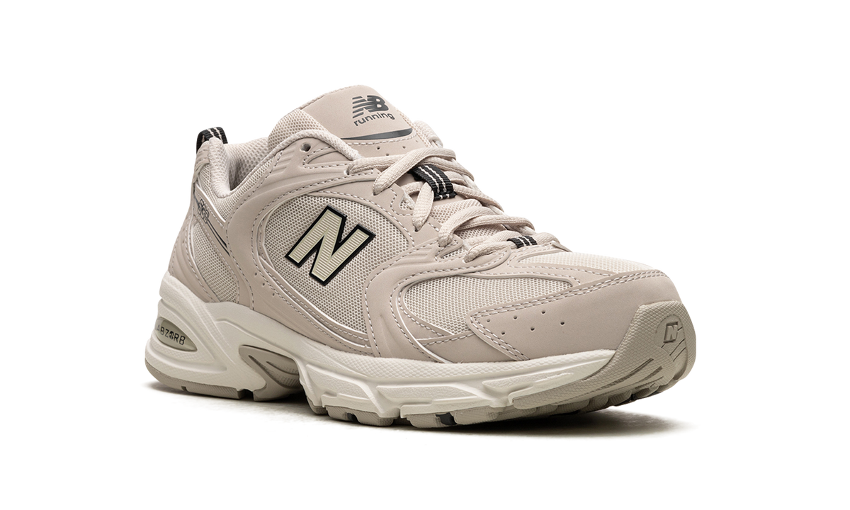 New Balance 530 Ivory