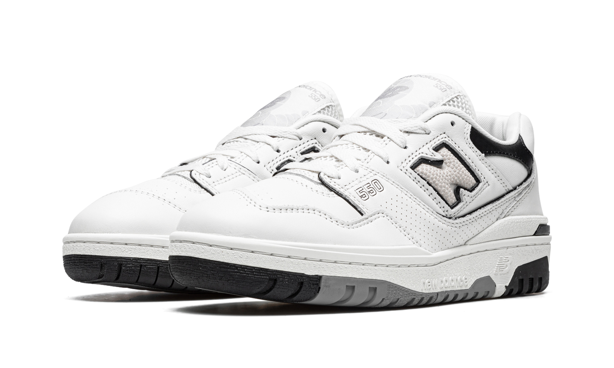 New Balance 550 Cream Black