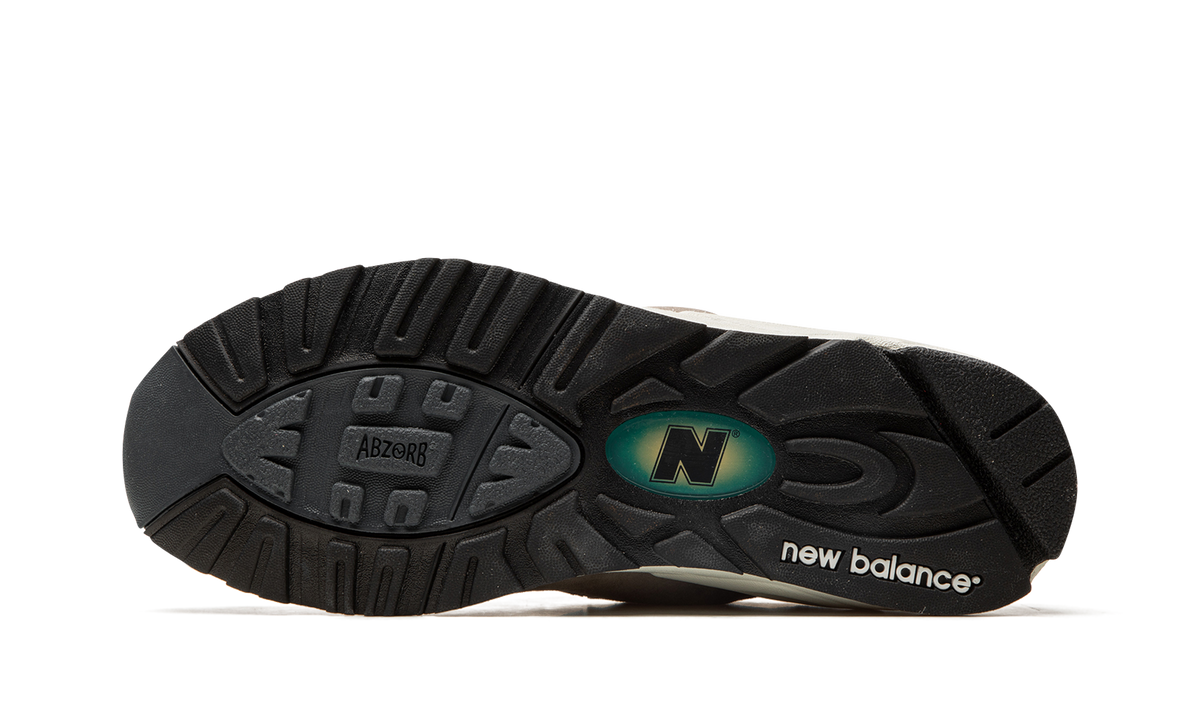 New Balance 990v2 MiUSA Grey