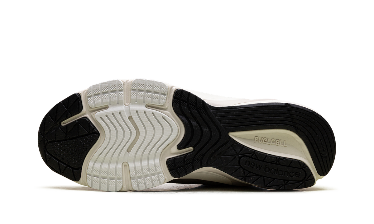 New Balance 990v6 MiUSA Dark Camo Incense