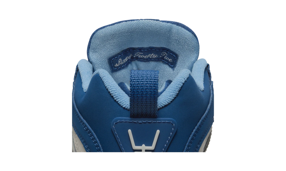 Nike Air Diamond Turf 2 Royals
