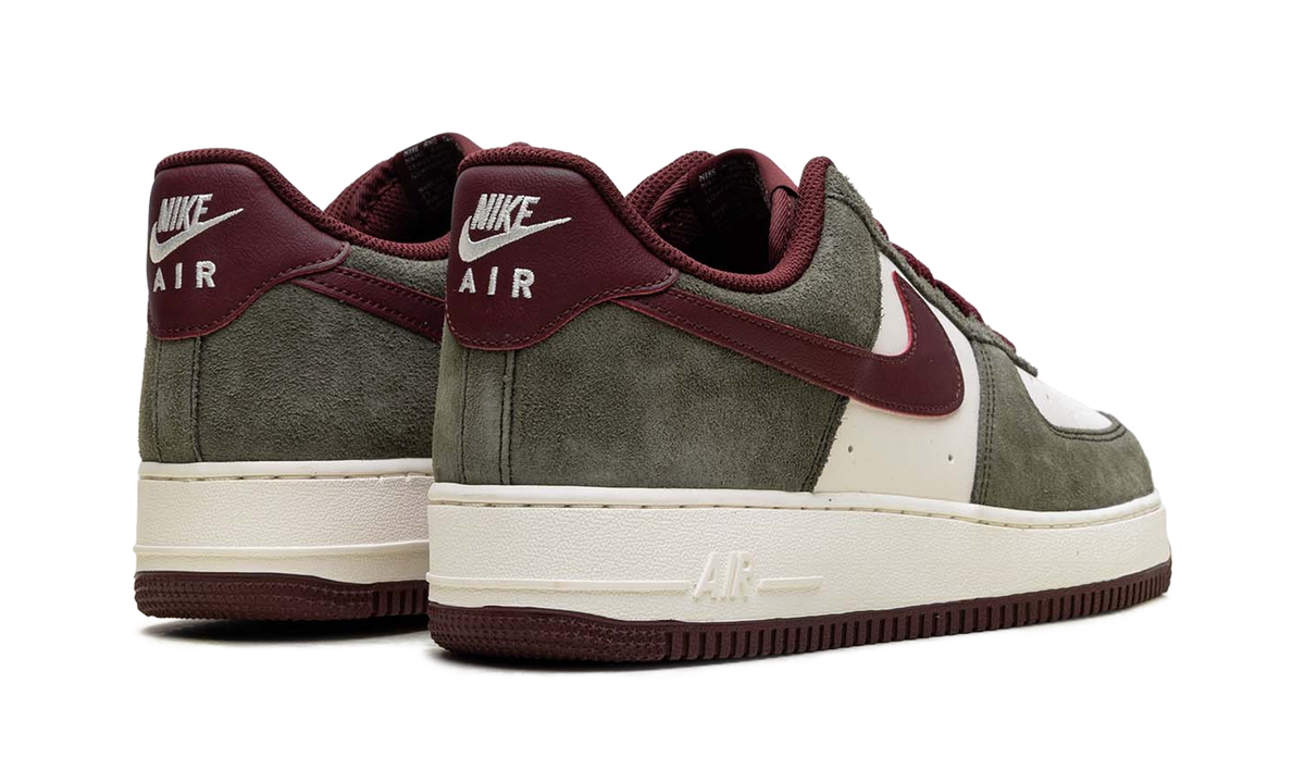 Nike Air Force 1 Low '07 LV8 Cargo Khaki Pale Ivory Dark Team Red