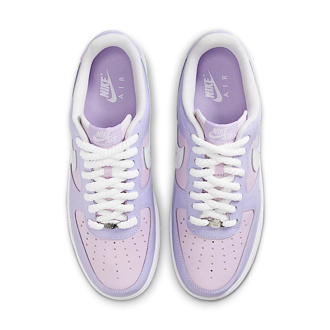 Nike Air Force 1 Low '07 LV8 Hydrangeas Patent, Hydrangeas/White/Doll (HV9405-500)