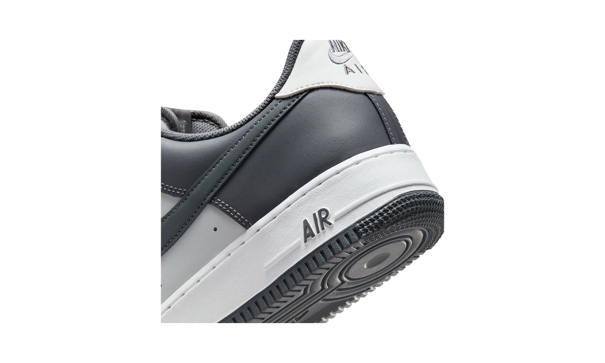 Nike Air Force 1 Low '07 Photon Dust Dark Grey