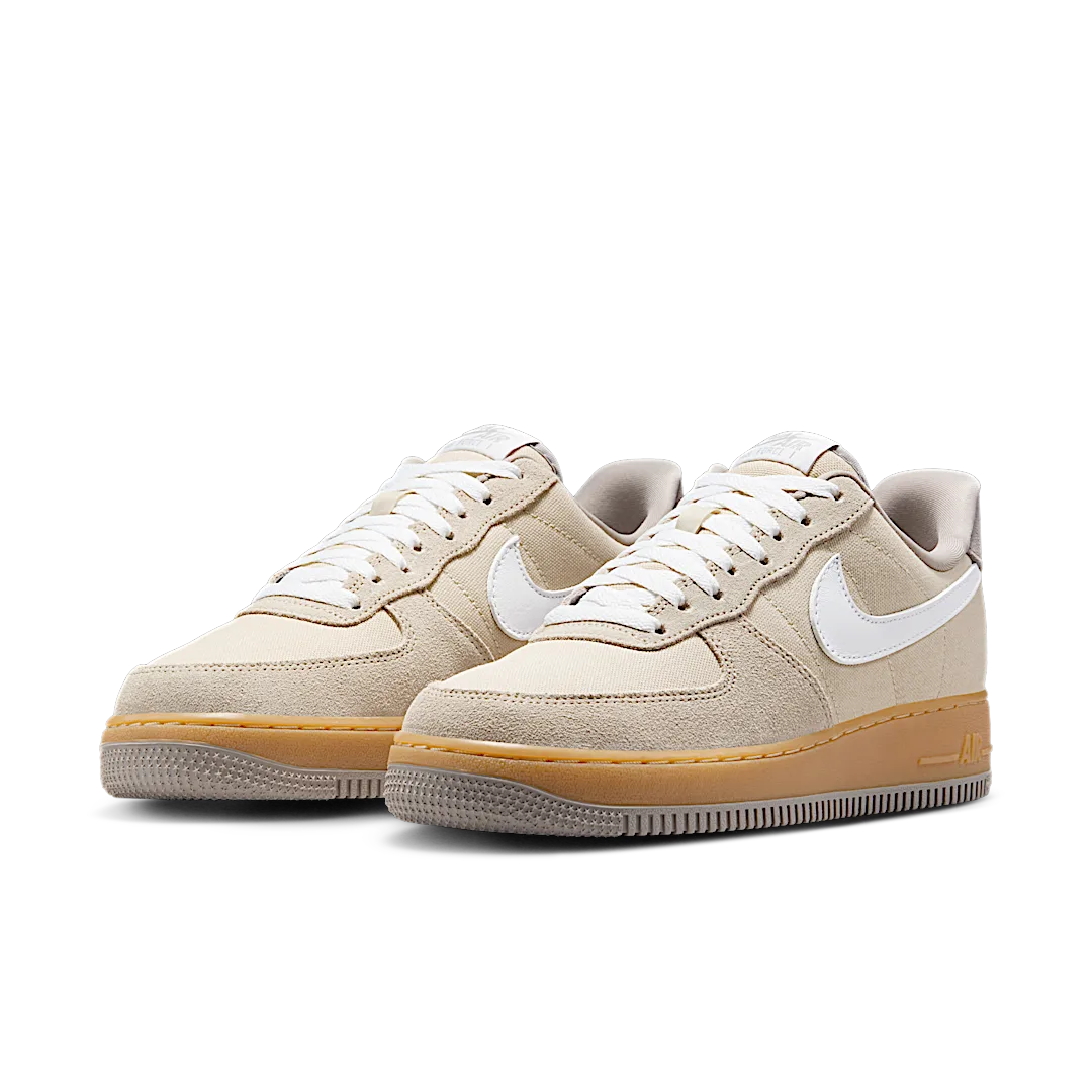 Nike Air Force 1 Low '07 Suede Canvas Khaki, Light Khaki/Gum Yellow/College Grey/White (HV4306-234)