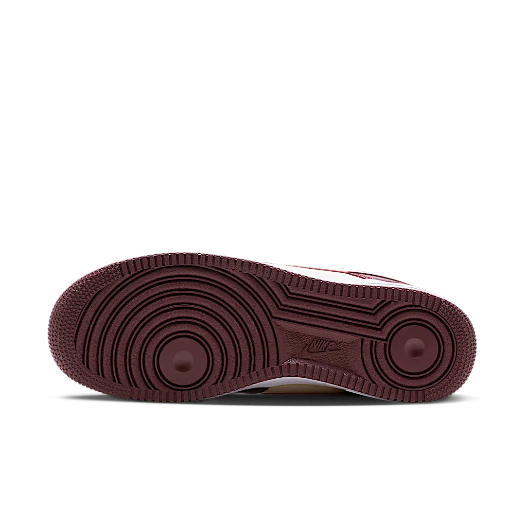 Nike Air Force 1 Low '07 Valentineâs Day (2023), Light Ivory/Medium Pink/White/Night Brown/Medium Pink/Light Ivory (FD9925-161)