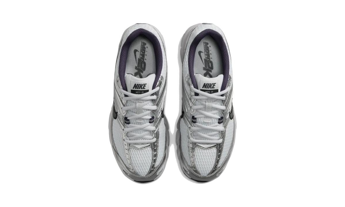 Nike Air Max Moto 2K Pure Platinum Gridiron Silver