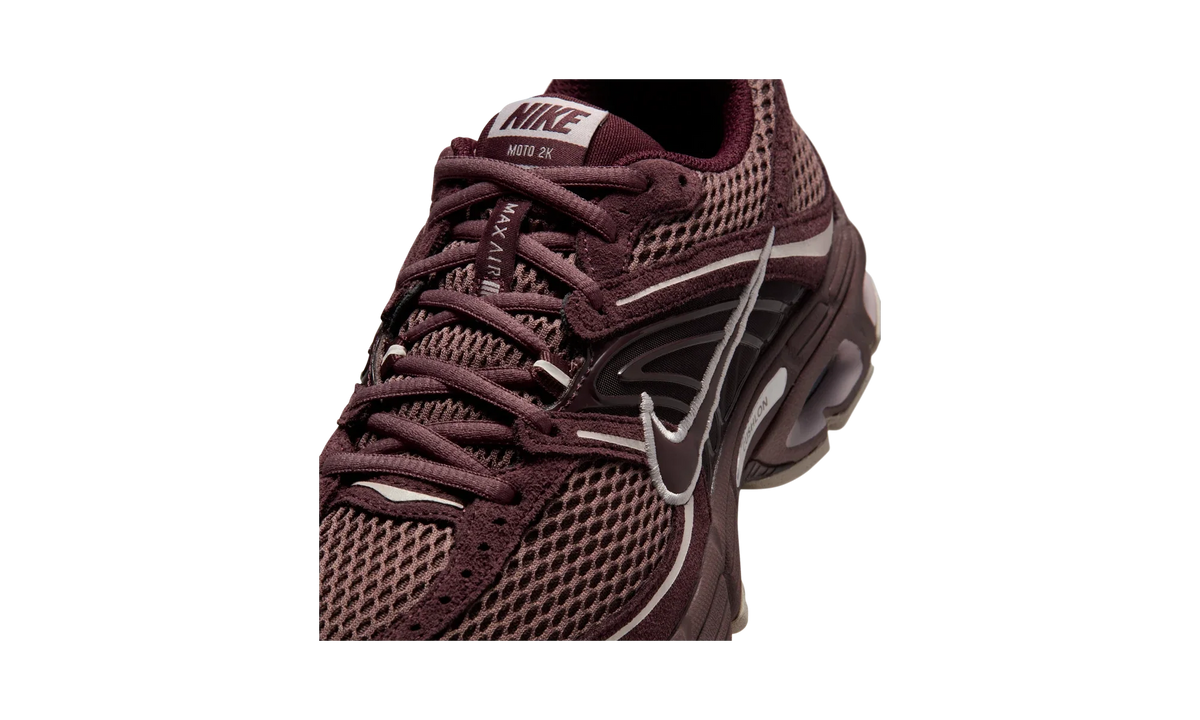 Nike Air Max Moto 2K SE Tattoo Burgundy Crush