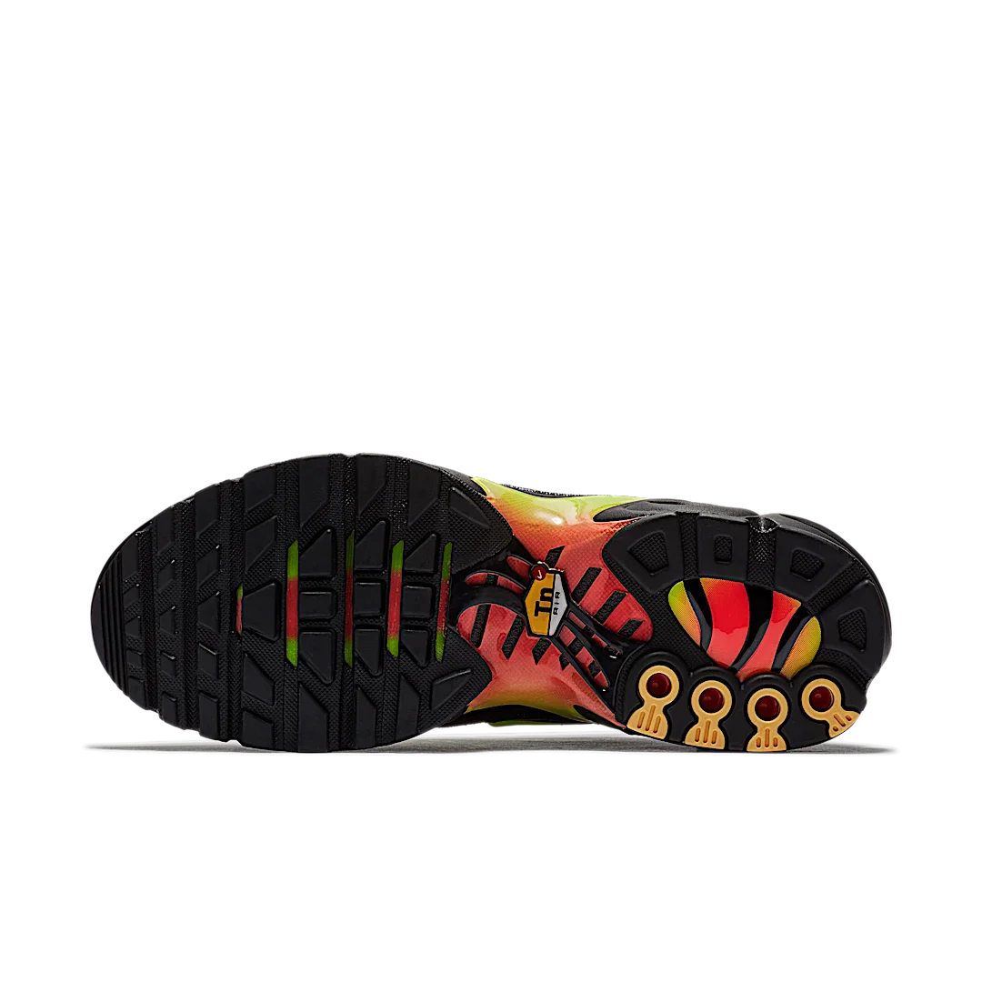 Nike Air Max Plus Black Volt Solar Red, Black/Volt-Solar Red (AQ9979-001)